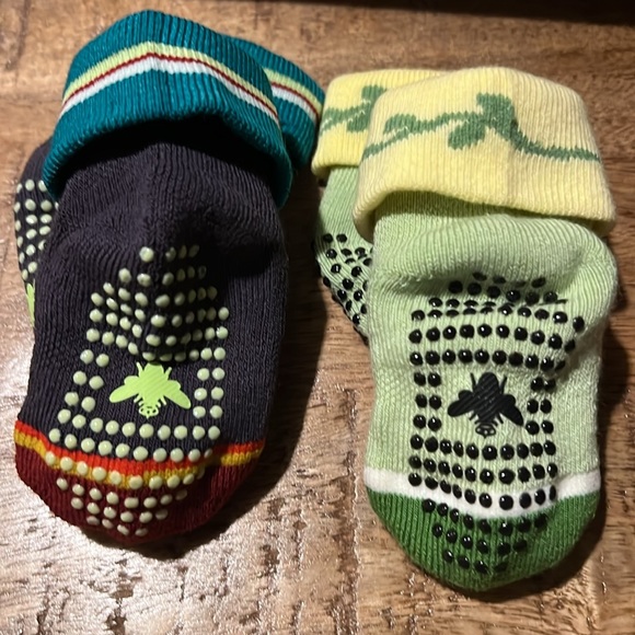 NWT Adorable Baby Disney Bombas 6 pair set in magnetic gift box - Picture 8 of 11